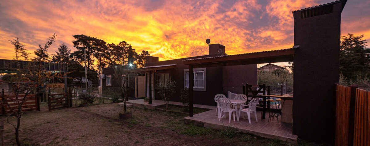 Foto principal de El Bravo - Complejo de cabañas en Villa Rumipal