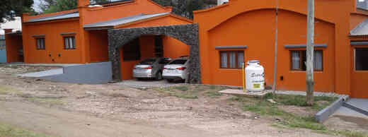 Foto 1 de Cabañas Arco de Piedra en Alpa Corral