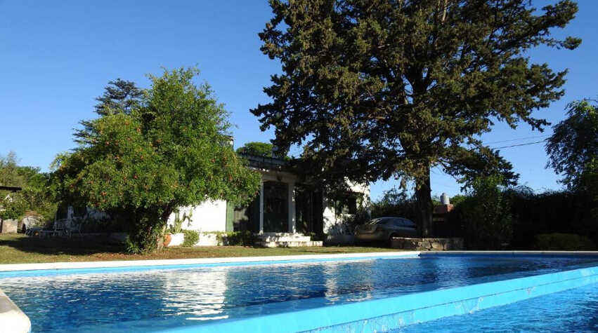 Foto principal de Casa de Vacaciones De Adobe en Unquillo