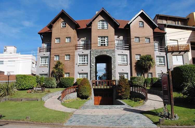 Foto principal de Complejo El Jarron en Villa Gesell