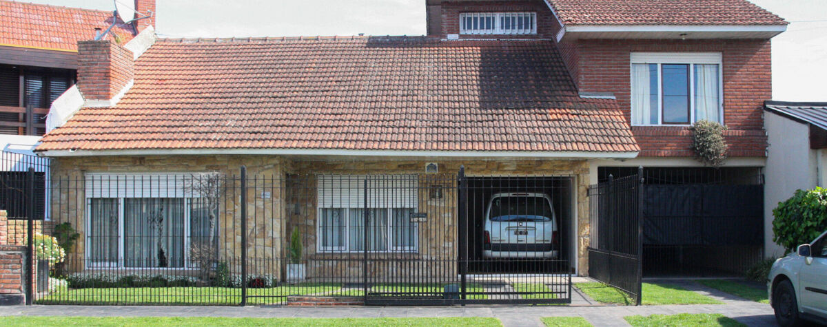 Foto principal de CASA, DUPLEX Y DEPARTAMENTO juntos o por separado 2 A 19 PER en Mar Del Plata