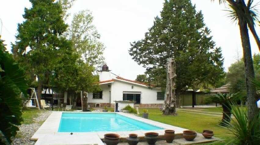 Foto principal de Chalet Los pinos en Funes