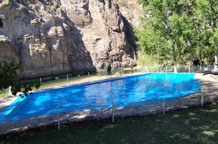Foto principal de Rio Azul Complejo de Cabañas en Valle Grande o Cañon del Atuel