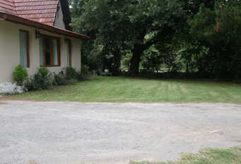 Foto 1 de la galería de Casa Quinta Las Lilas Alquiler Temporario en Tandil