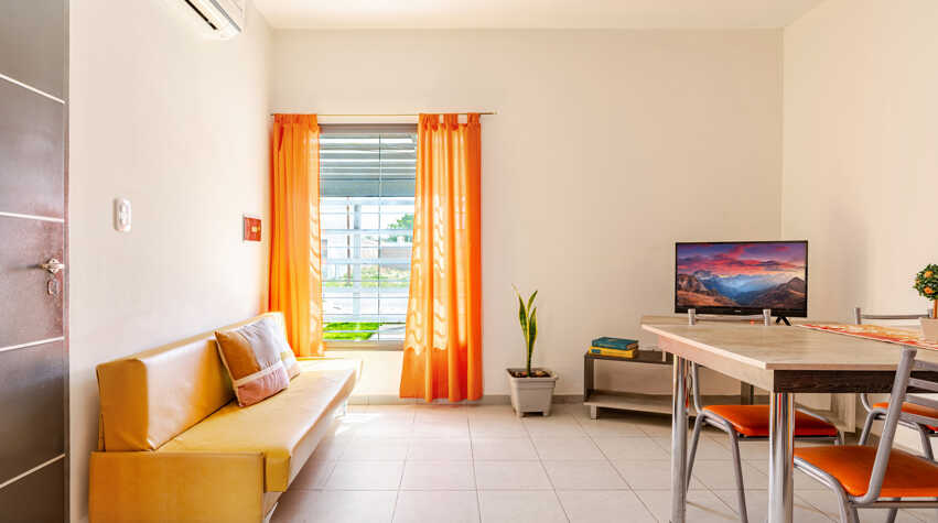 Foto principal de Parrilla • WiFi 100 MB • Cochera • Aire • TV Cable en San Rafael