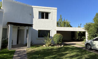 Foto 1 de Villa Entre Fresnos en Chacras de Coria