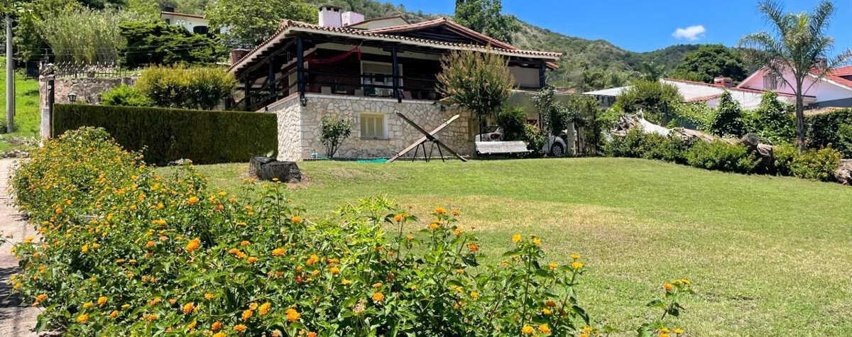 Foto principal de Casa Los Troncos en Villa Carlos Paz