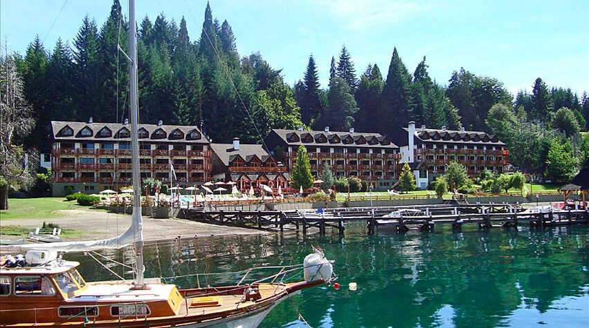 Foto principal de Bahía Manzano Resort Semana 09-10-2021 en Villa La Angostura