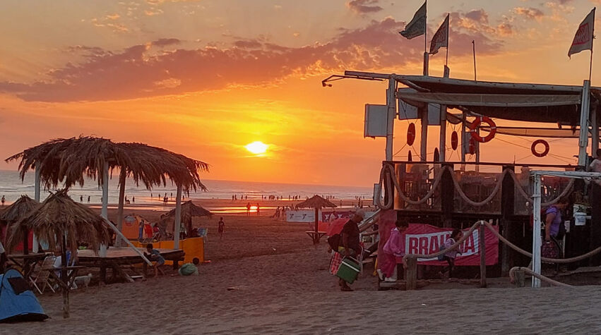 Foto principal de Cabañas Chascomús a metros del mar !!!!. en Monte Hermoso