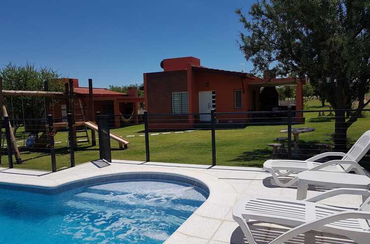 Foto principal de Cabañas Orange en Carpintería