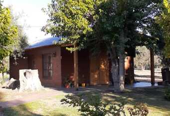 Foto 1 de la galería de Olive Garden Cabañas en San Rafael