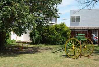 Foto 1 de la galería de Cabañas Viejo Jacarandá en Villa Urquiza