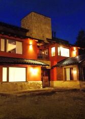Foto 2 de la galería de Apartamentos Kurtem Lodge en San Carlos De Bariloche