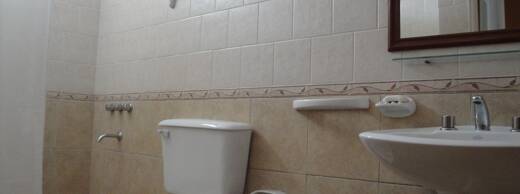 Complejo Camaluvi, baño