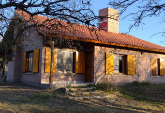 Foto 1 de la galería de Cabaña Los Morteritos en Villa De Las Rosas