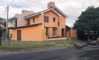 Foto 1 de Casa de 3 habitaciones en Barrio Tres Cerritos- Comodidad, T en Ciudad De Salta
