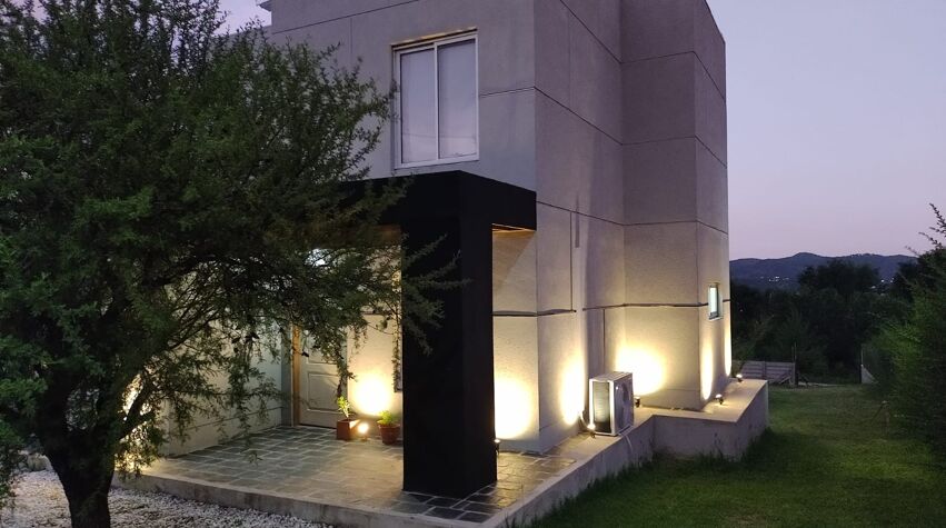 Foto principal de La casa del dragón  en Potrero De Garay
