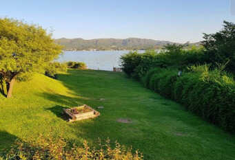 Foto 1 de la galería de CABAÑA ARI (A ORILLAS DEL LAGO) en Villa Carlos Paz