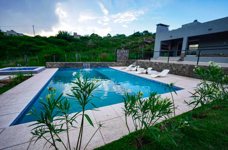 Foto principal de cabañas sunset village en Villa Carlos Paz