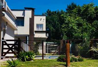 Foto 1 de la galería de Cabañas Dunas Delfin,  a metros de la PLAYA en Monte Hermoso