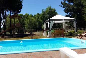 Foto 1 de la galería de Cabañas Los Tilos en Santa Teresita