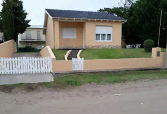 Foto 1 de la galería de Casa Lugar Soñado en Monte Hermoso