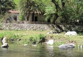 Foto 1 de la galería de La Casona del Río en Valle Hermoso