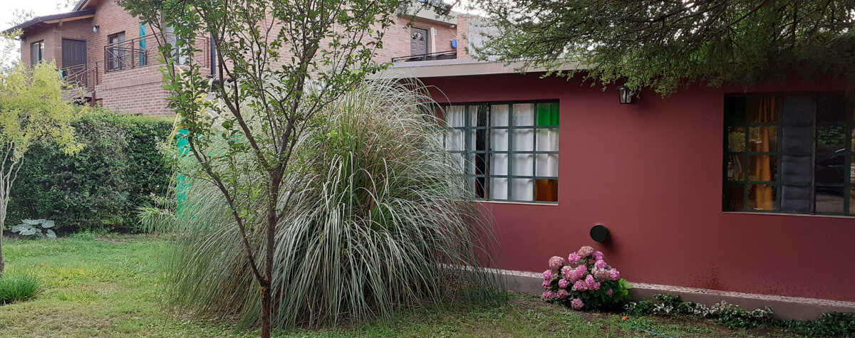 Foto principal de Casa de campo y dpto con pileta para 8 personas en Villa Carlos Paz