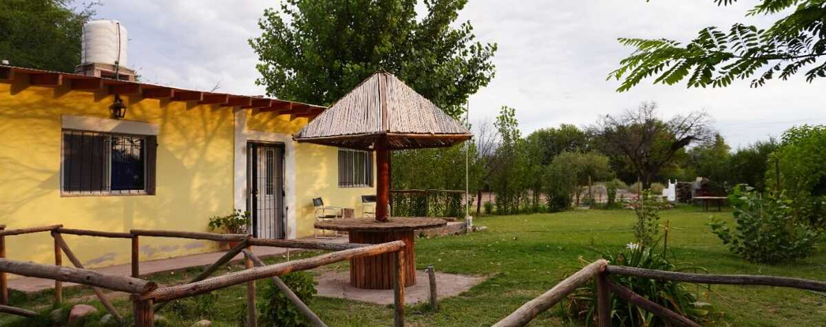 Foto principal de Cabaña burro con pan en Tinogasta