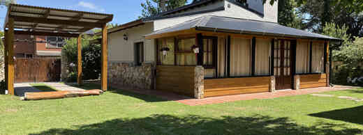 Foto 1 de Cabaña Viejo Árbol  z/Centro 5 personas SOLO FAMILIAS en Villa Gesell