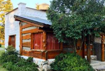 Foto 1 de la galería de Cabañas Alvear (Piscina Climatizada) en Huerta Grande