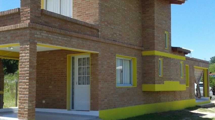 Foto principal de La Casita Amarilla de Mina en Mina Clavero