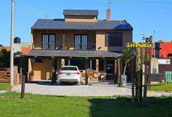 Foto 1 de la galería de Hosteria Los Troncos en Santa Clara Del Mar