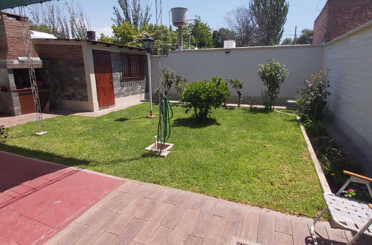 Foto principal de Casa El Hornero en Godoy Cruz